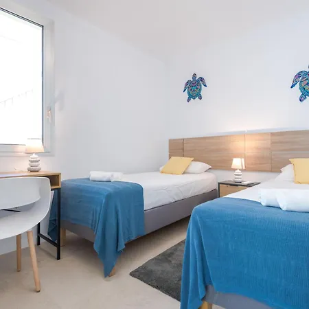 Kaiman 34 By Infinity Summer